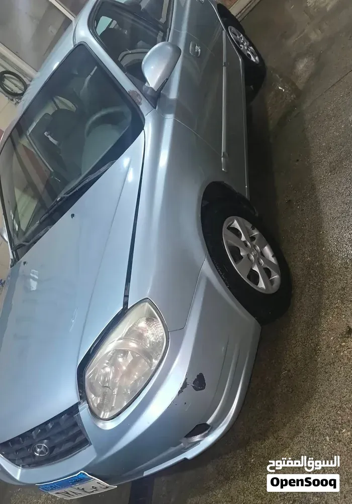 Hyundai Verna 2008 photo 2