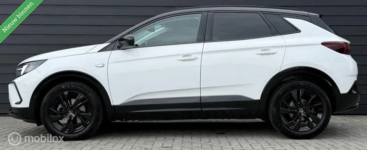 Opel Grandland 2022 photo 3