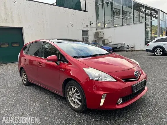 Toyota Prius 2013 photo 2
