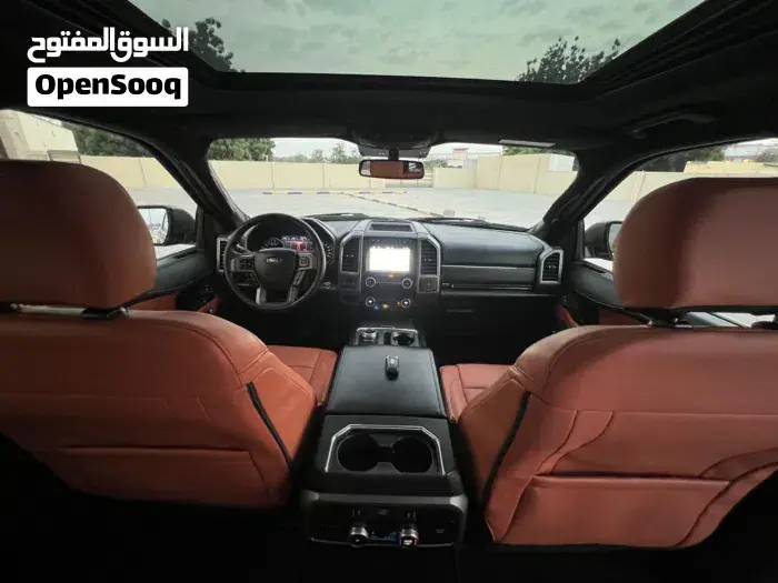 Ford Expedition 2019 photo 2