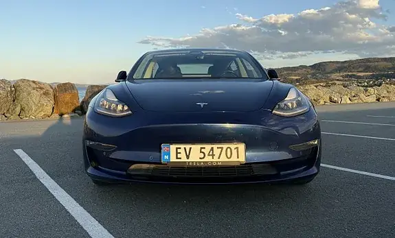 Tesla Model 3 2019 photo 2