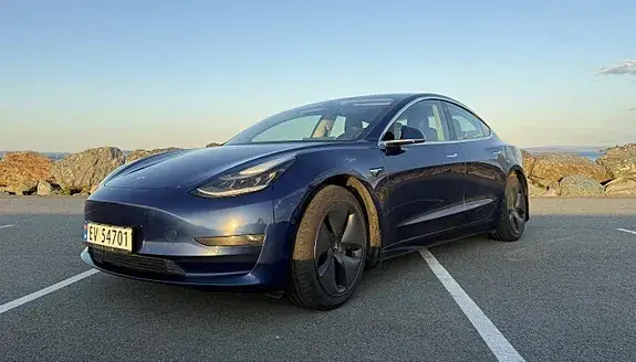 Tesla Model 3 2019 photo 3