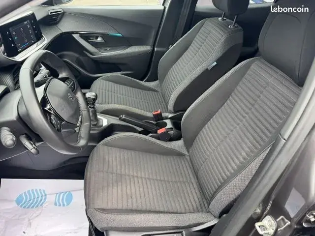 Peugeot 2008 2022 photo 4