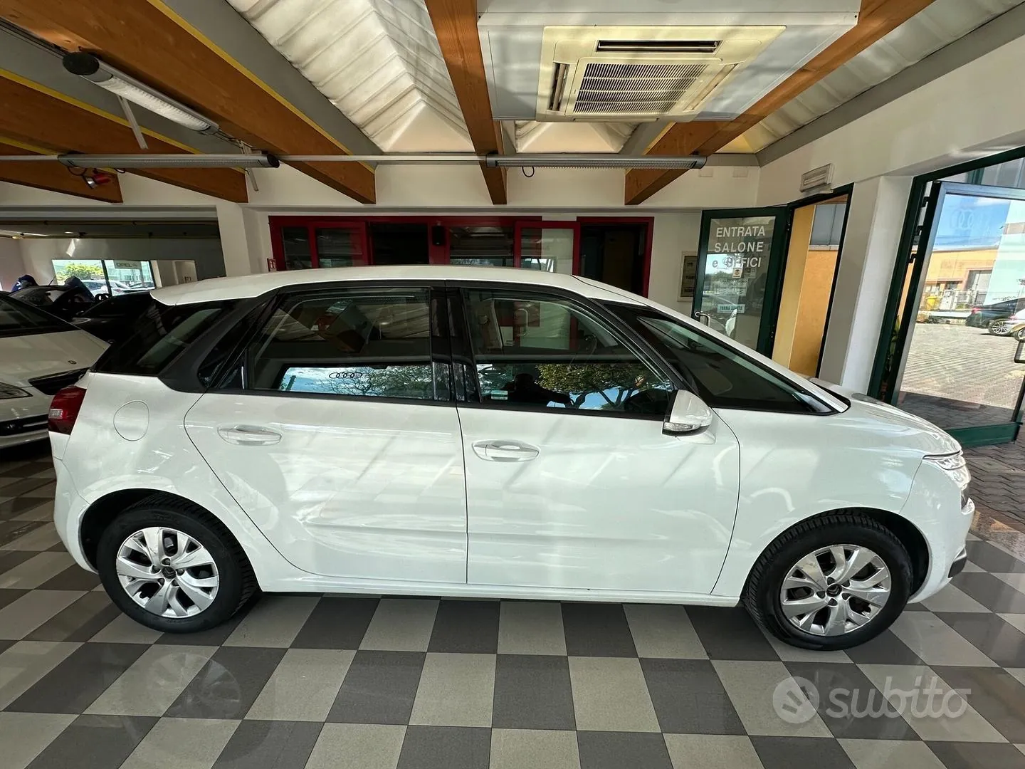 Citroen C4 Picasso 2013 photo 4