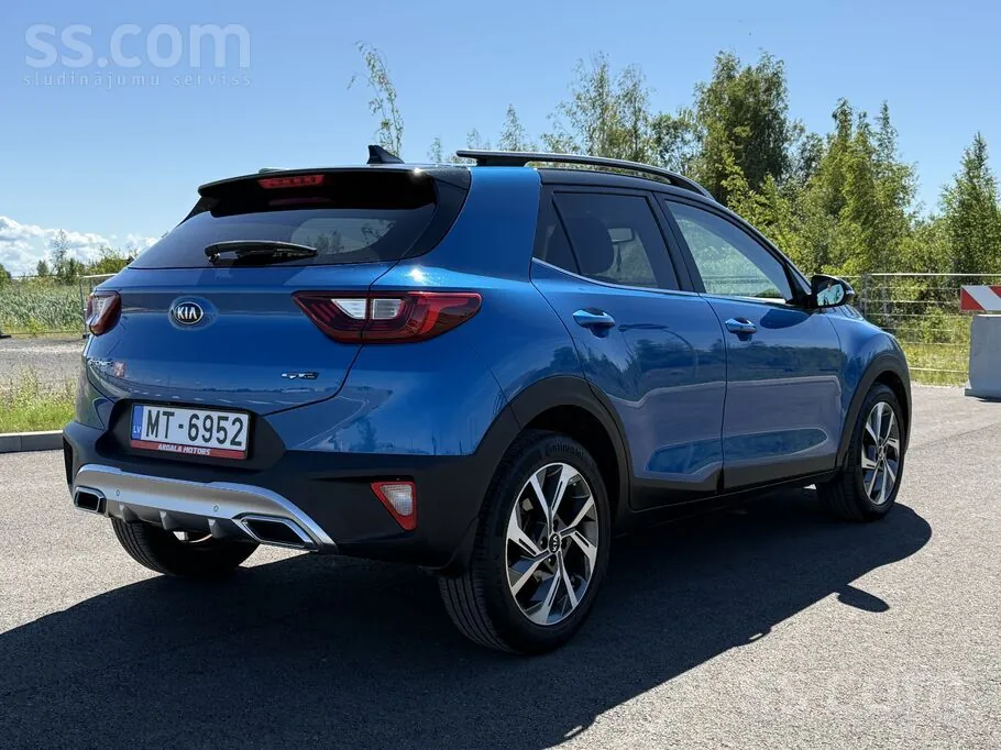 Kia Stonic 2021 photo 2