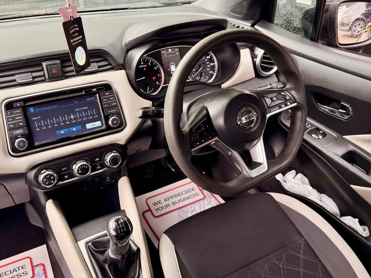 Nissan Micra 2018 photo 2