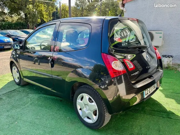 Renault Twingo 2013 photo 2