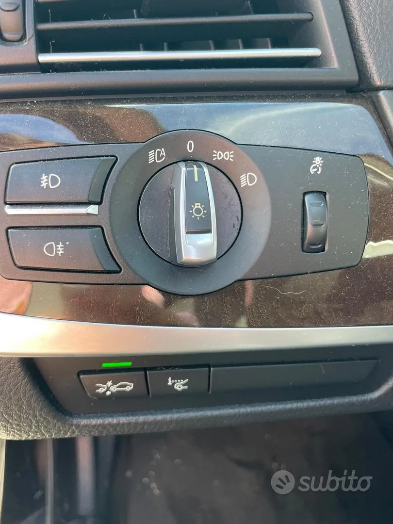 BMW 5 Series 2010 photo 3