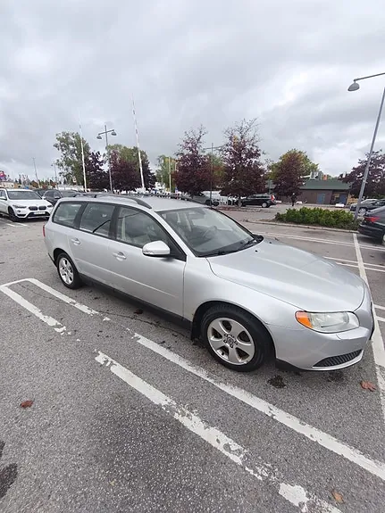 Volvo V70 2009 photo 3