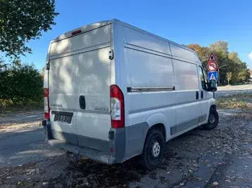Peugeot Boxer 2010 photo 2