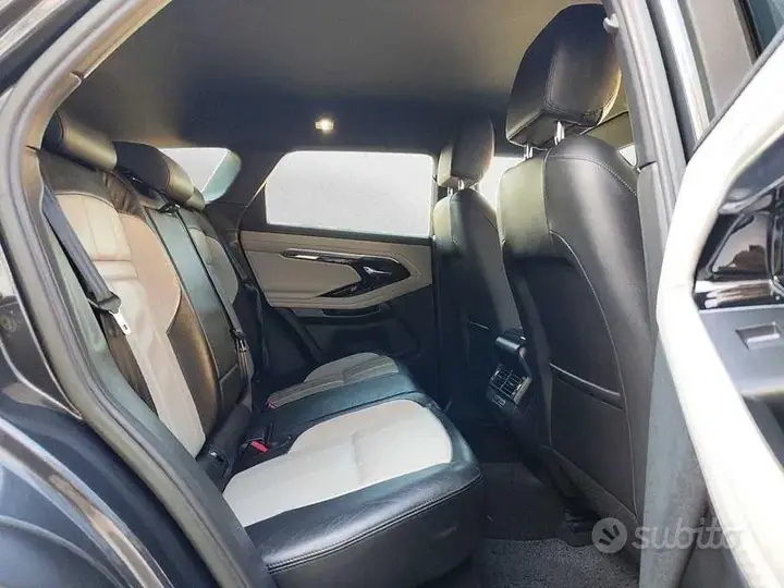 Land Rover Evoque 2022 photo 5