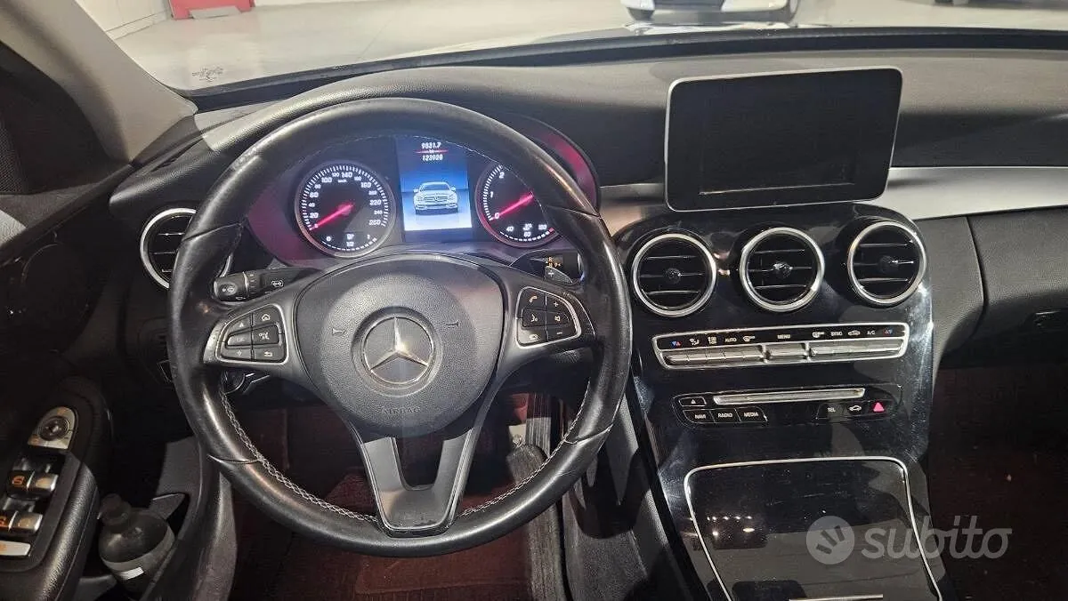 Mercedes-Benz C-Class 2018 photo 5