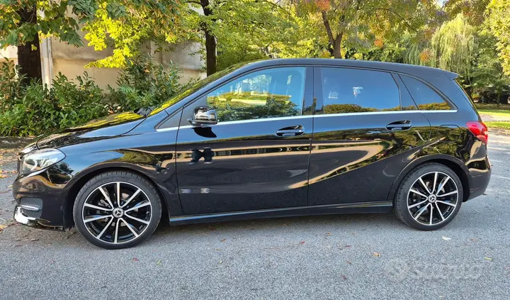 Mercedes-Benz B