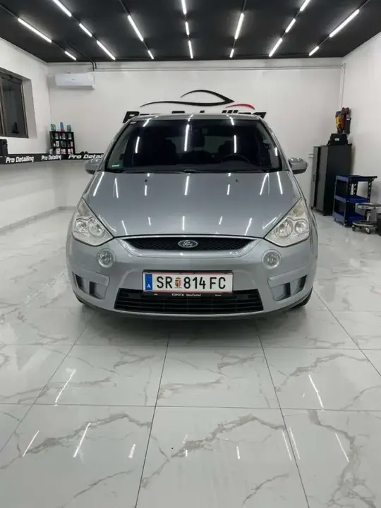 Ford S-Max 2009 photo 3