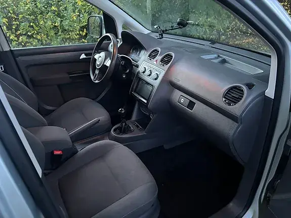 Volkswagen Caddy 2011 photo 5