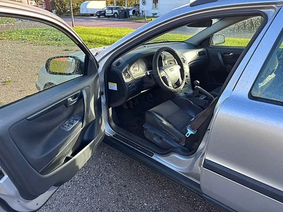 Volvo V70 2002 photo 4
