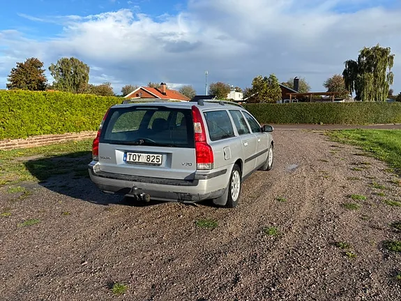Volvo V70 2002 photo 3