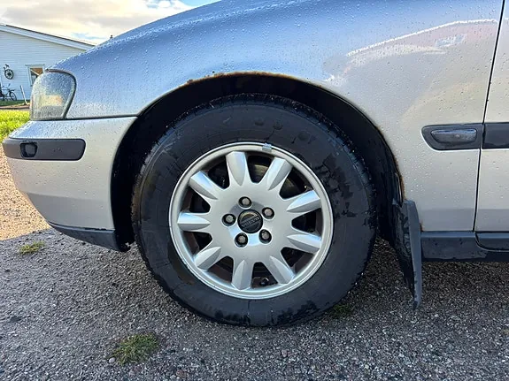 Volvo V70 2002 photo 2