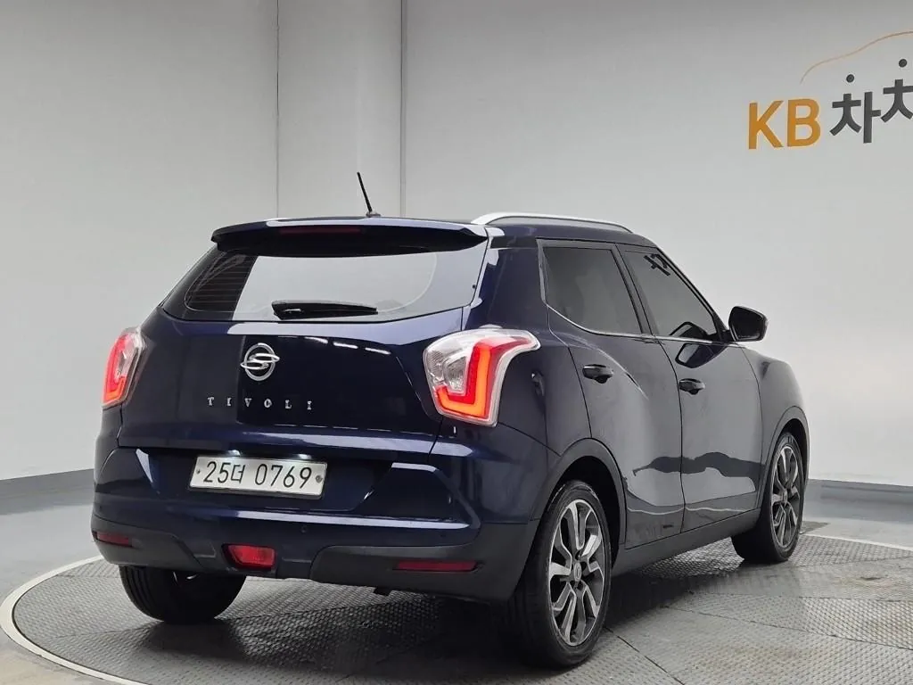 KG Mobility Tivoli 2016 photo 3