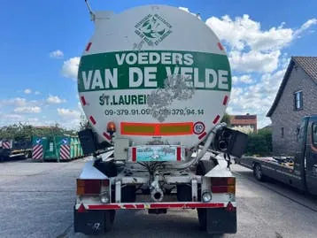 Aanhangers En Opleggers Bulktrailer / Silotrailer 1995 photo 3