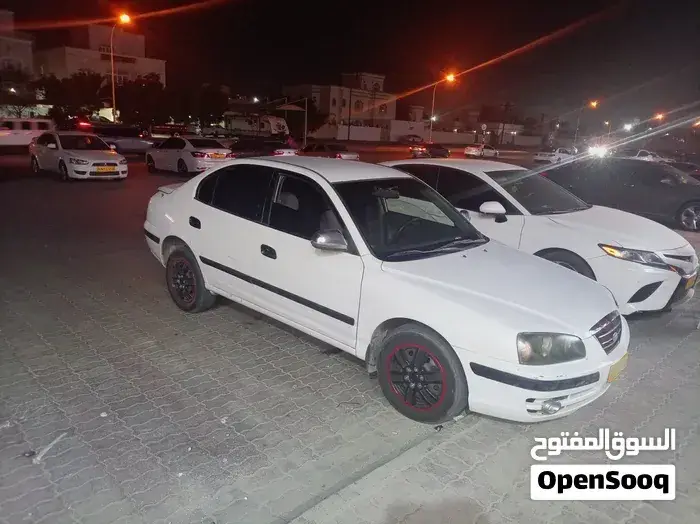 Hyundai Elantra 2004 photo 3