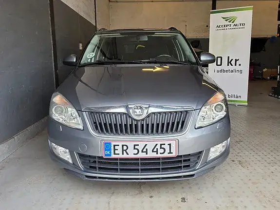 Skoda Fabia 2013 photo 3
