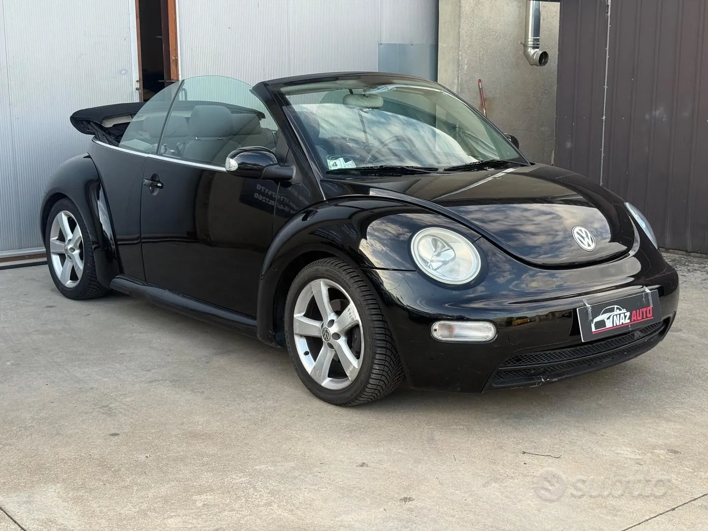 Volkswagen New Beetle 2006 photo 2