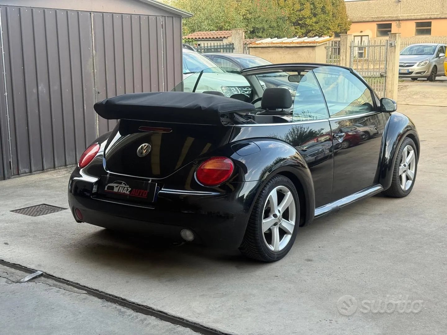 Volkswagen New Beetle 2006 photo 5
