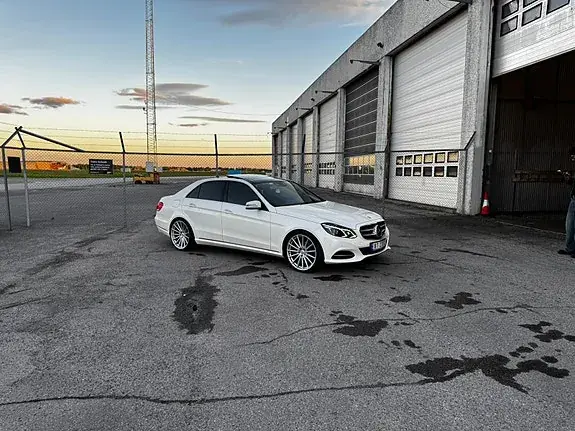 Mercedes-Benz E 220 D 2014 photo 2