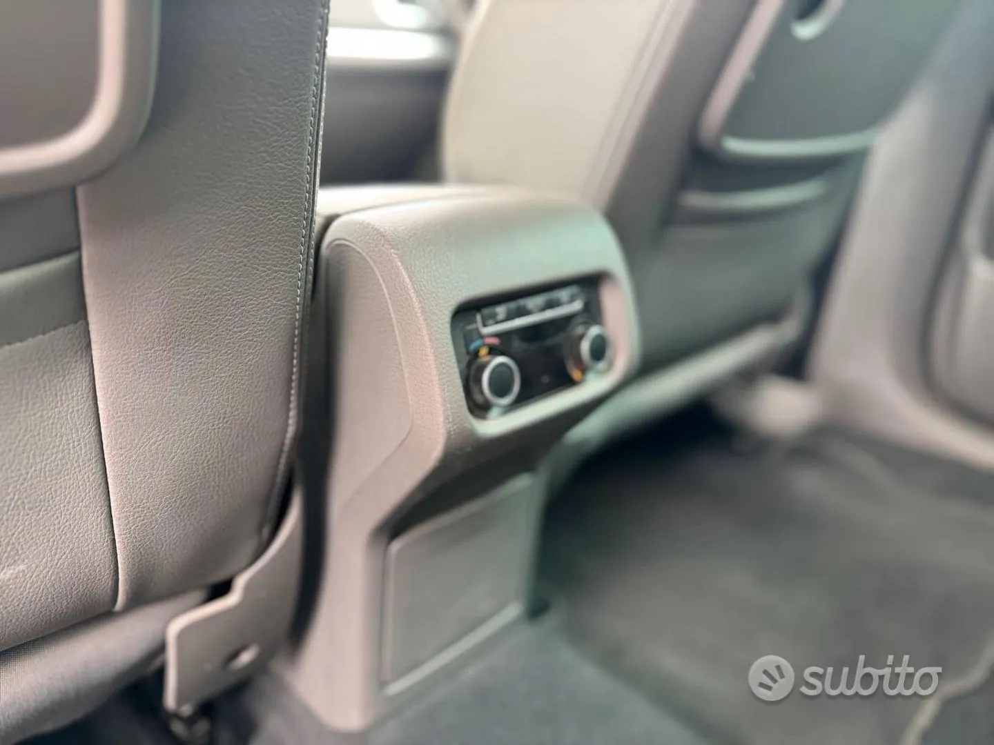 Volkswagen Sharan 2011 photo 5