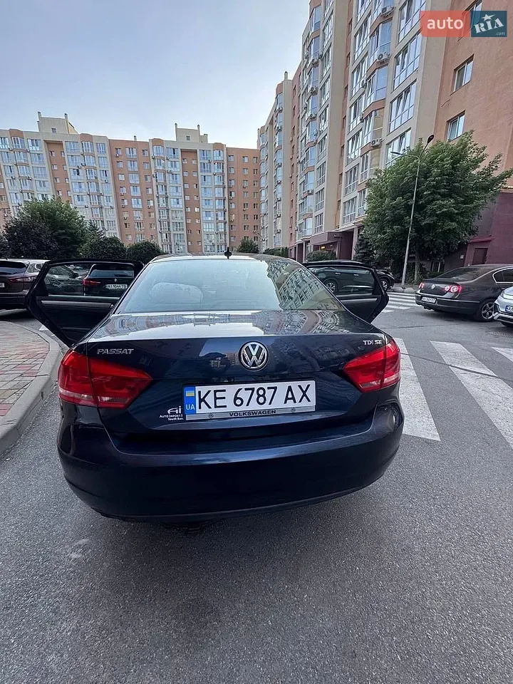 Volkswagen Passat 2013 photo 4