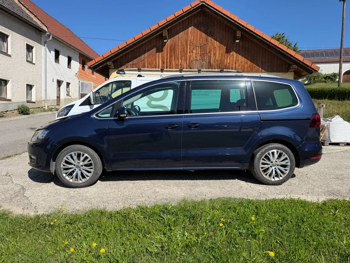 Volkswagen Sharan 2016 photo 2
