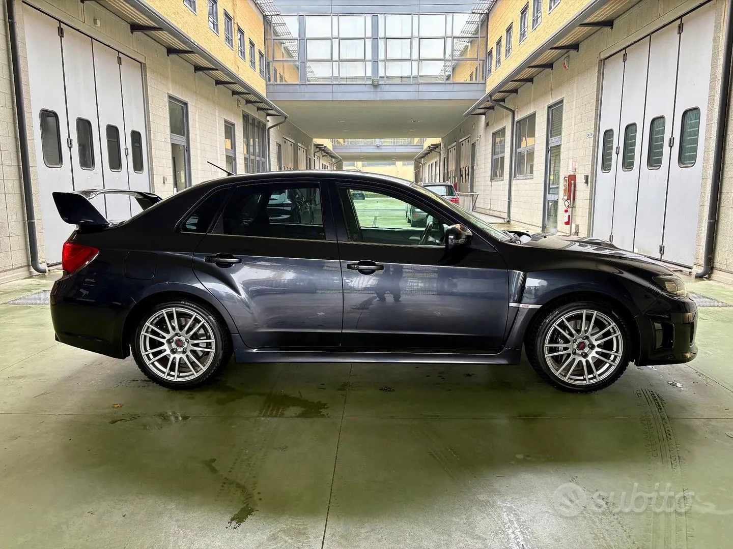 Subaru Wrx Sti 2013 photo 4