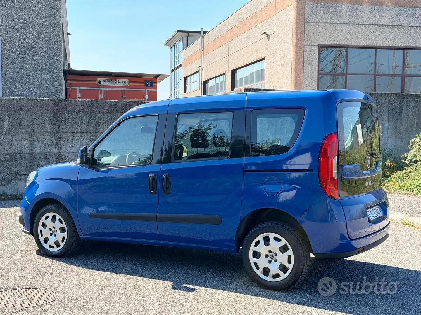 Fiat Doblo 2015 photo 4