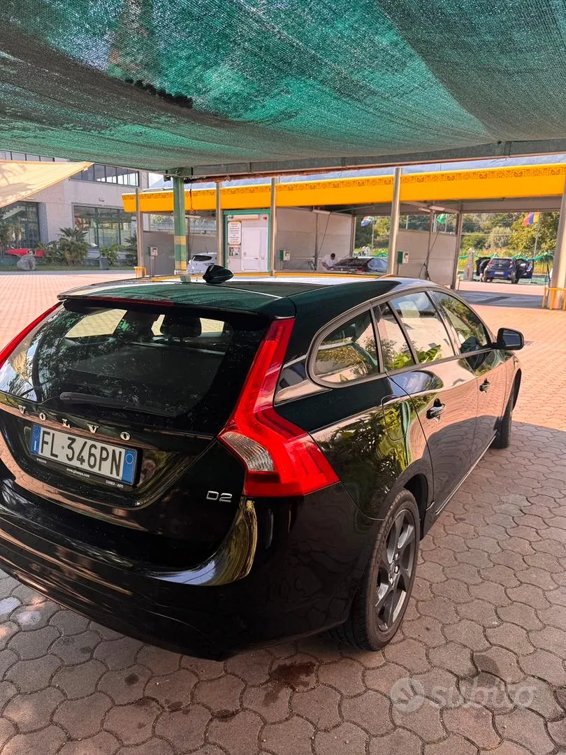 Volvo V60 2018 photo 3