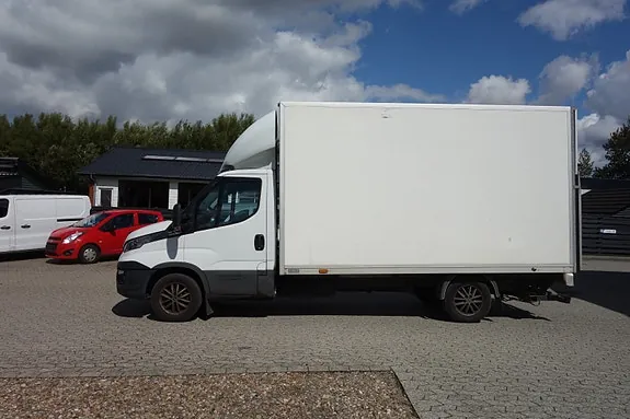 Iveco Daily 2020 photo 3