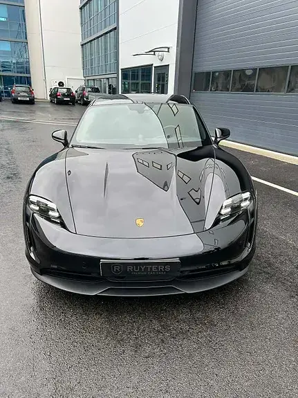 Porsche Taycan 4S