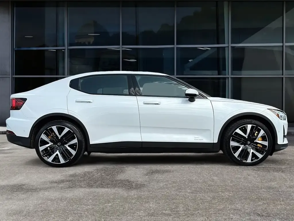 Polestar 2 2025 photo 4