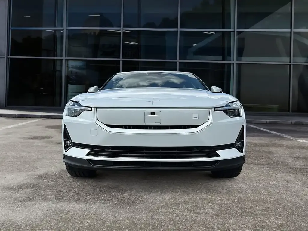 Polestar 2 2025 photo 3