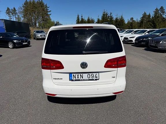 Volkswagen Touran 2014 photo 4