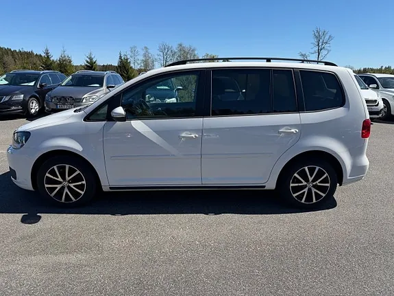 Volkswagen Touran 2014 photo 2