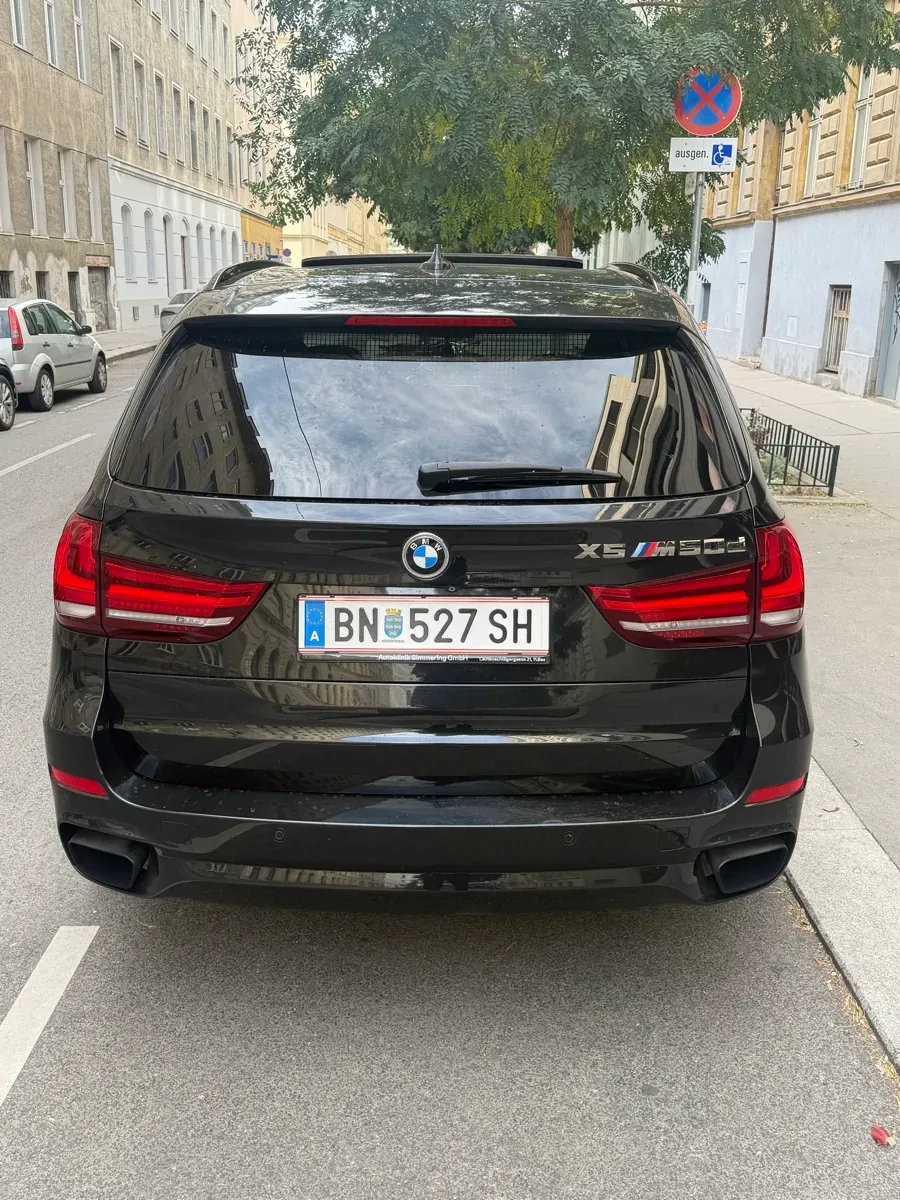 BMW X5 2014 photo 2