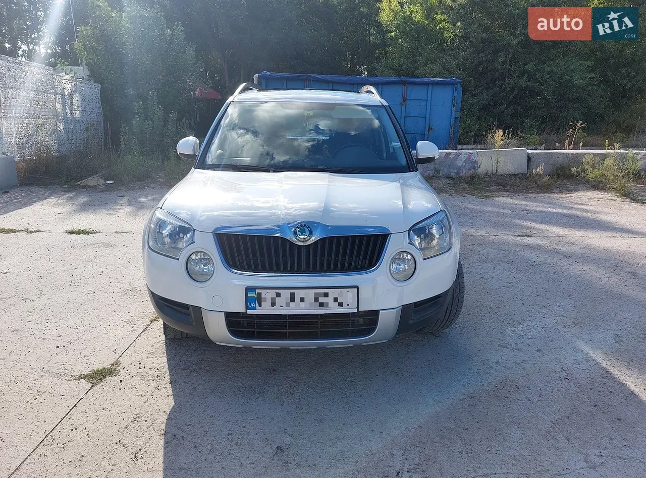 Skoda Yeti 2012 photo 4