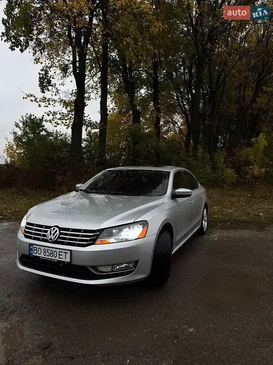 Volkswagen Passat 2013 photo 2