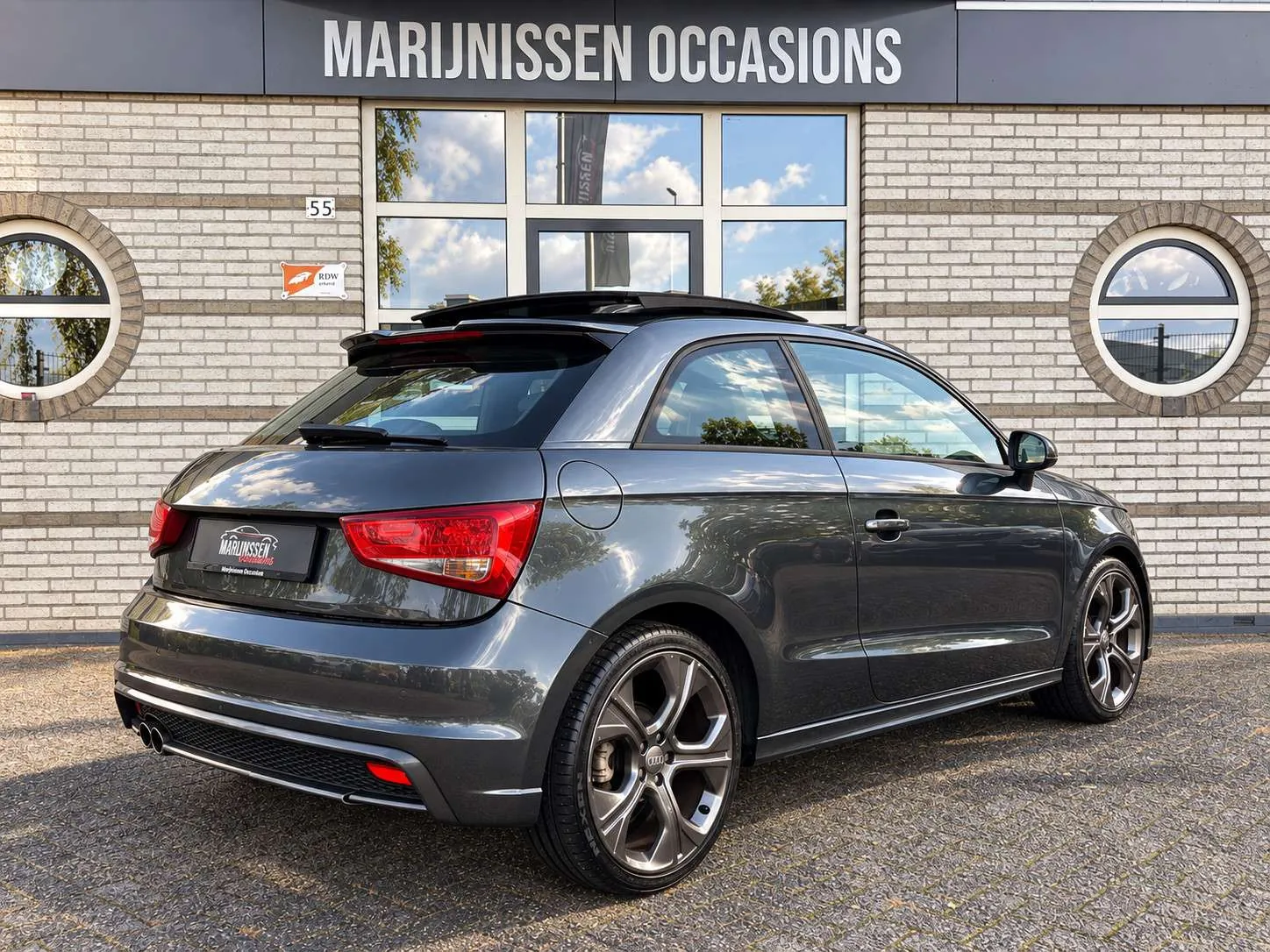 Audi A1 2011 photo 2
