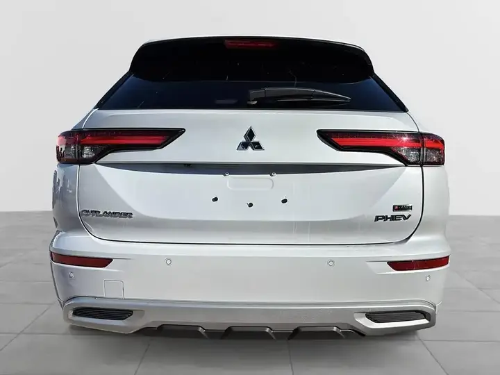 Mitsubishi Outlander 2025 photo 5
