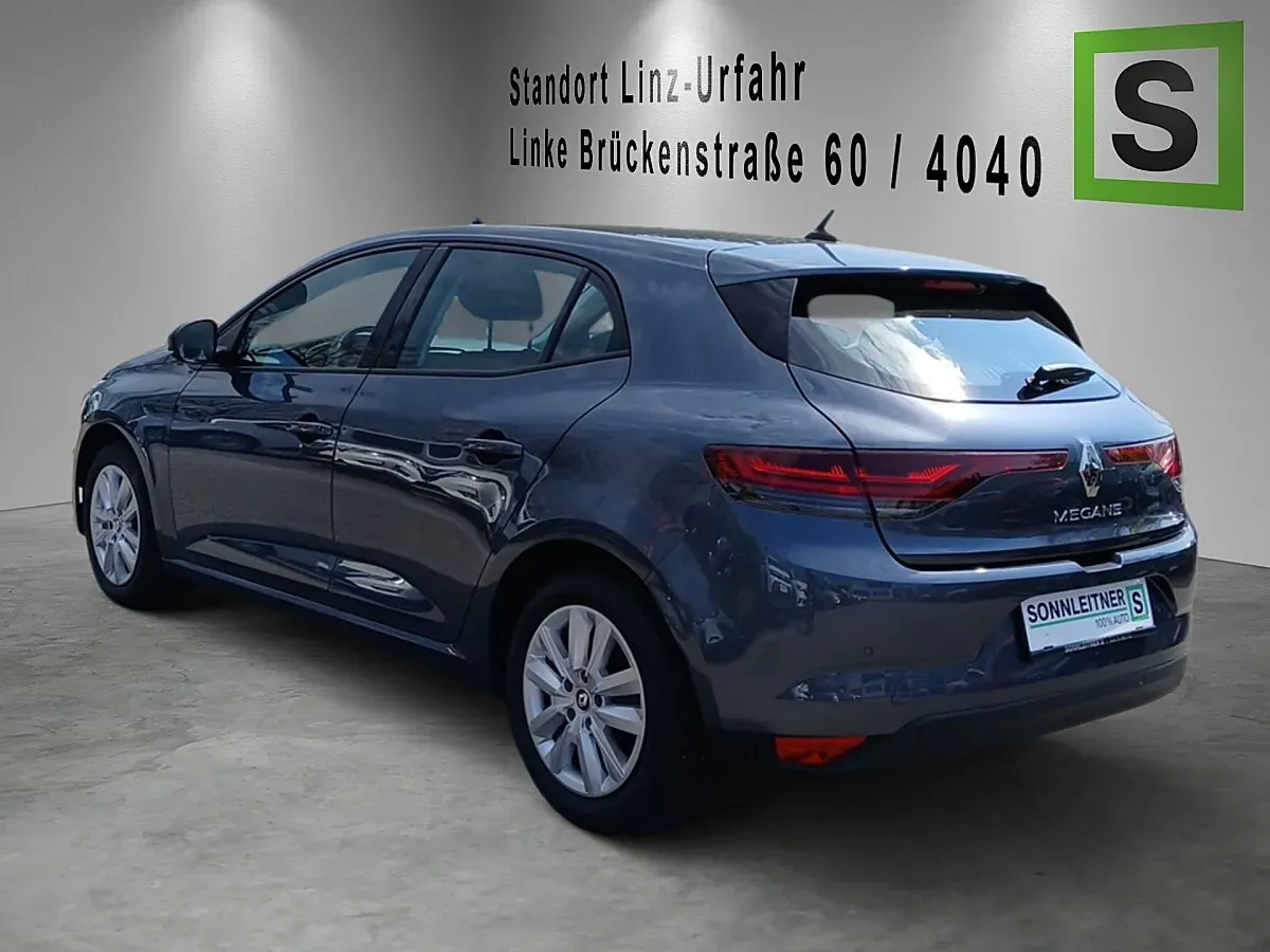 Renault Megane 2023 photo 2