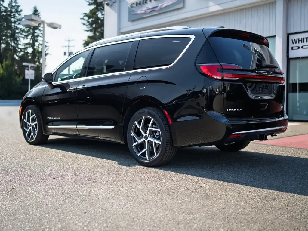 Chrysler Pacifica 2027 photo 4