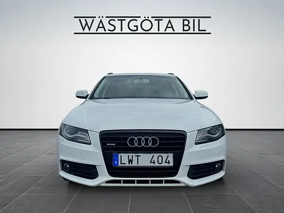 Audi A4 2012 photo 2