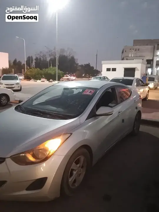 Hyundai Avante 2012 photo 3